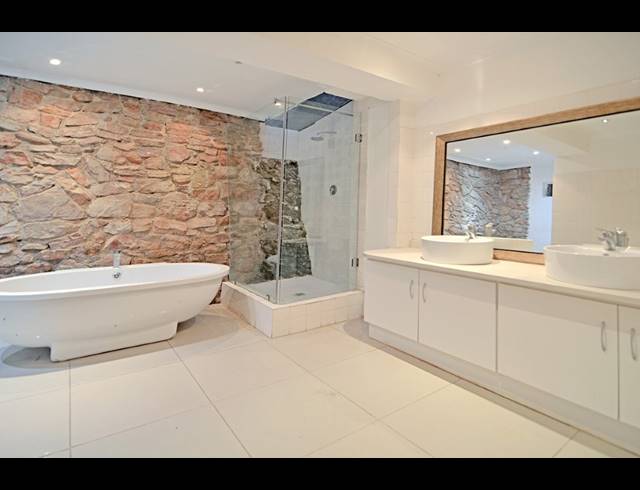 3 BEDROOM HOUSE FOR SALE IN MOUNTAIN VIEW